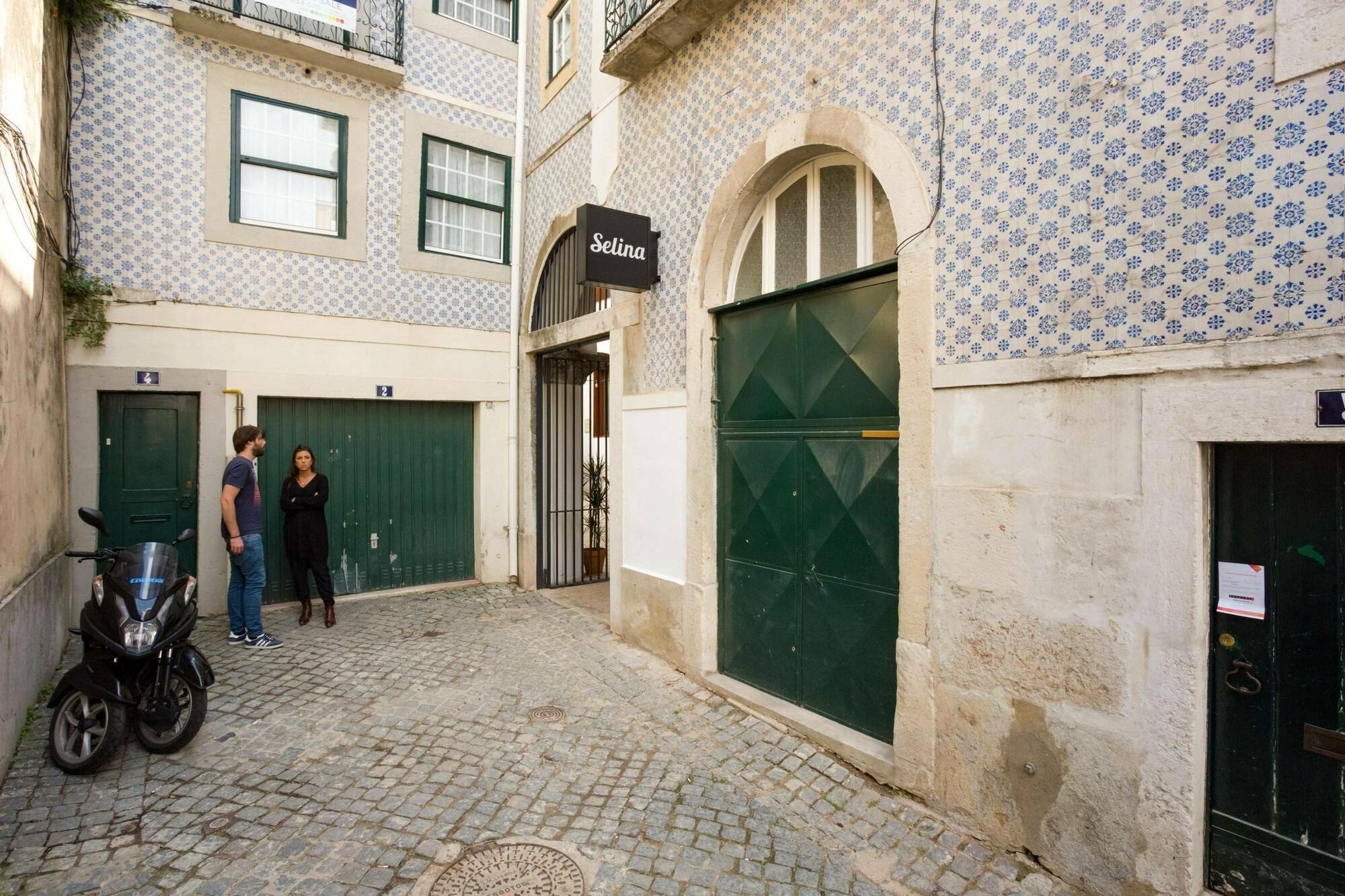 Hostel Selina Secret Garden Lissabon